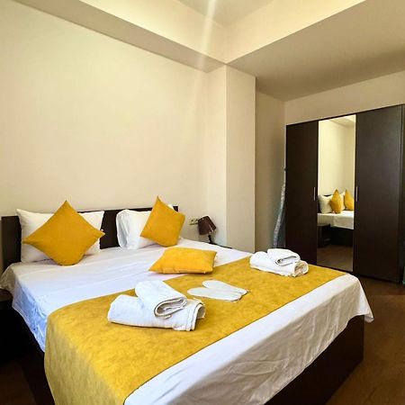 Ns Apartments In Yerevan City Centre ภายนอก รูปภาพ