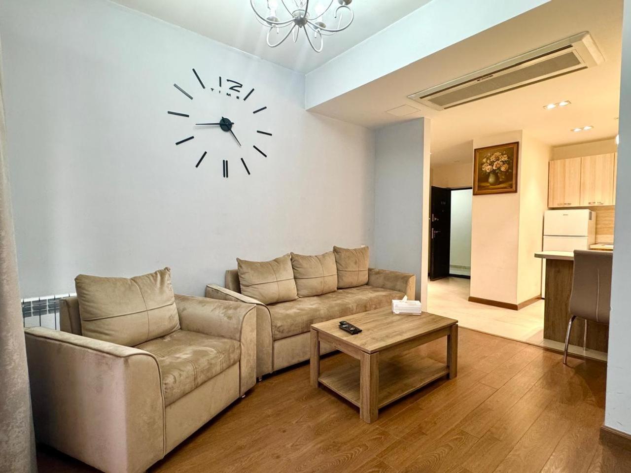 Ns Apartments In Yerevan City Centre ภายนอก รูปภาพ