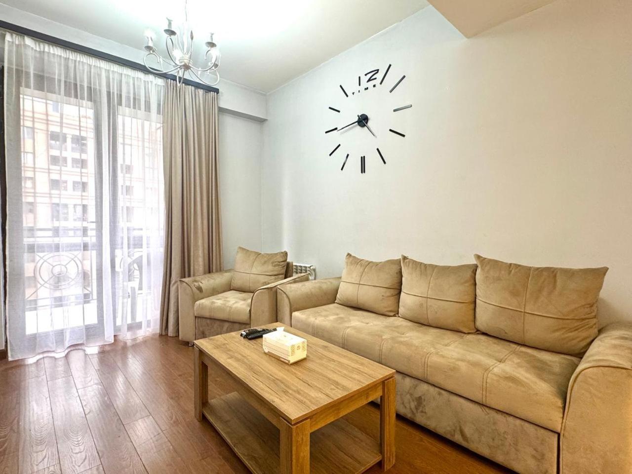 Ns Apartments In Yerevan City Centre ภายนอก รูปภาพ