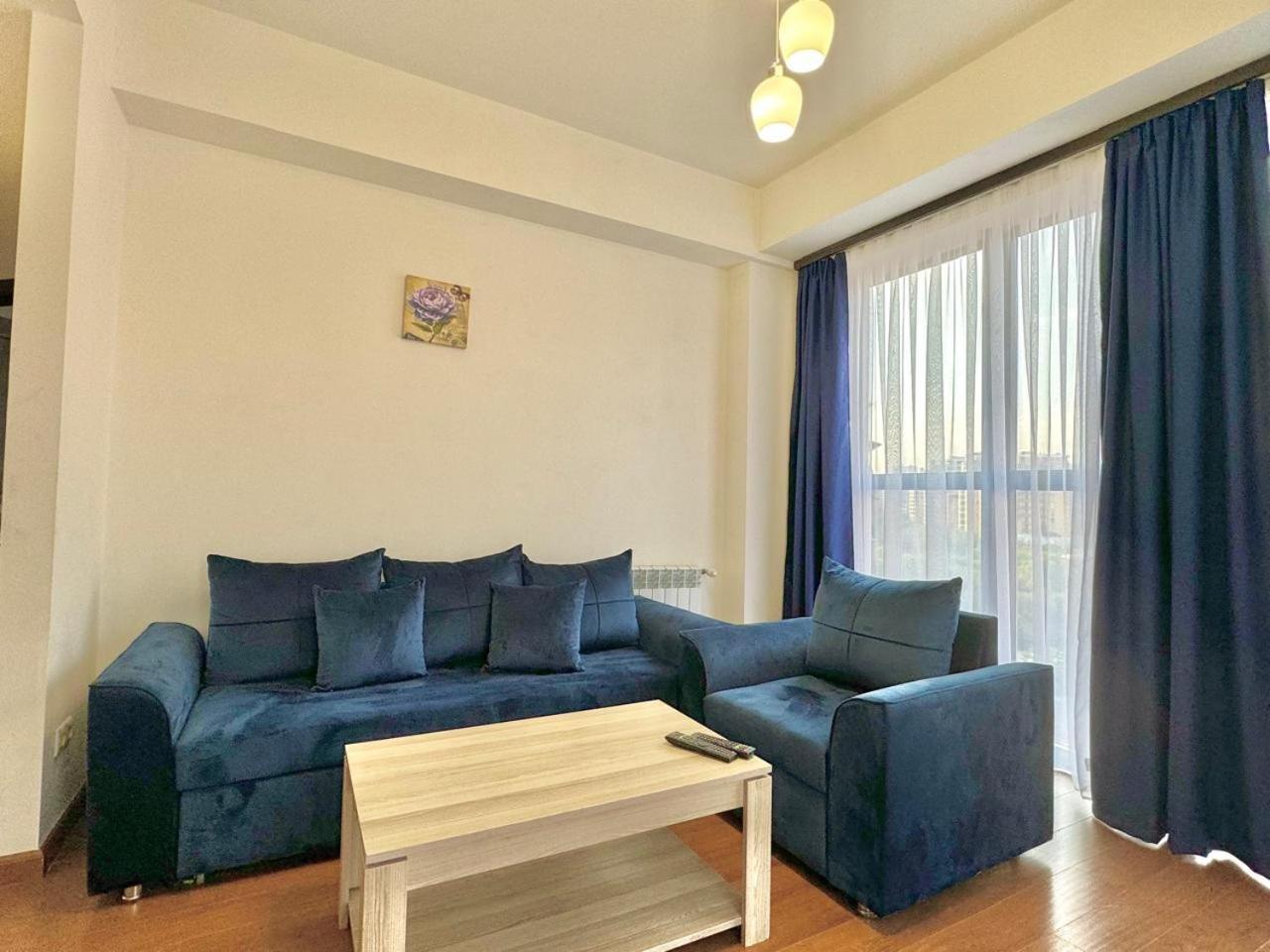 Ns Apartments In Yerevan City Centre ภายนอก รูปภาพ